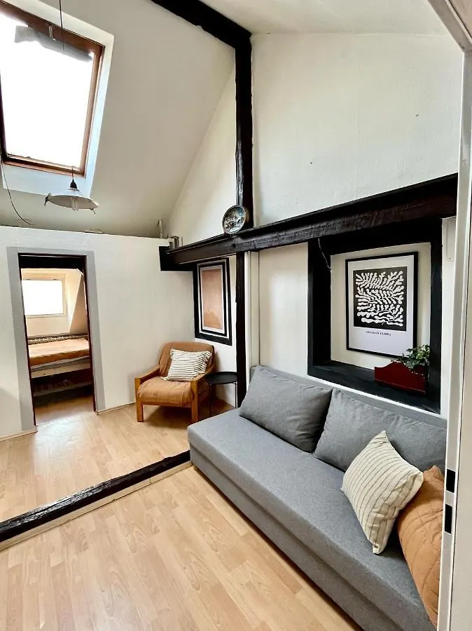 2 Bedrooms Apartment Close To Palmovka Prague 0*,